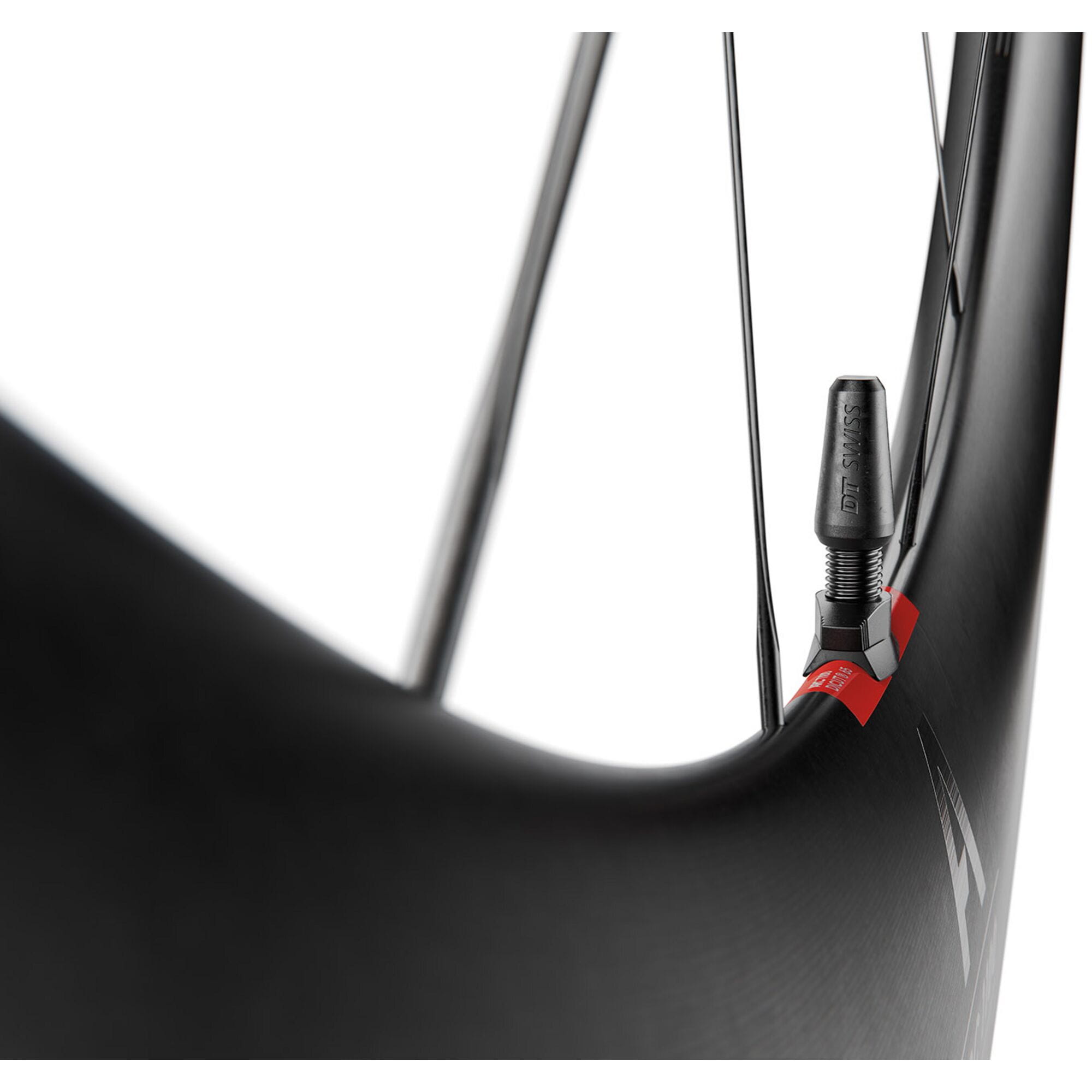 DT Swiss ARC 1100 DICUT disc brake WTS, carbon clincher 55 x 22 mm rim, rear with tyre