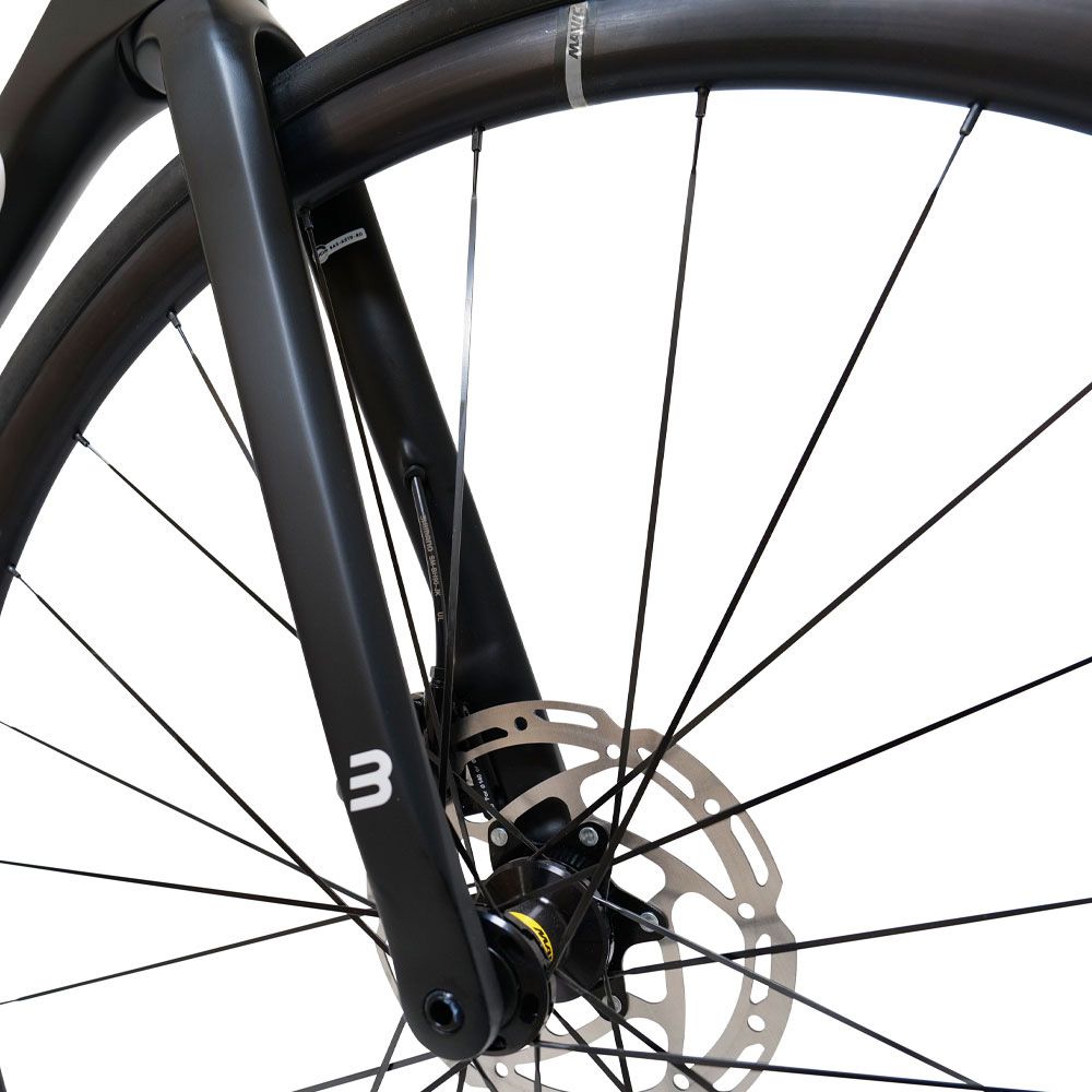 Basso Astra 105 Di2 Aksium Chameleon Bike Road Bike | Swinnerton Cycles