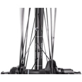 DT Swiss XMC 1500 Carbon MTB rear wheel with 30mm rim, BOOST axle, MICRO SPLINE XD hub, showcasing lightweight design and high performance.
