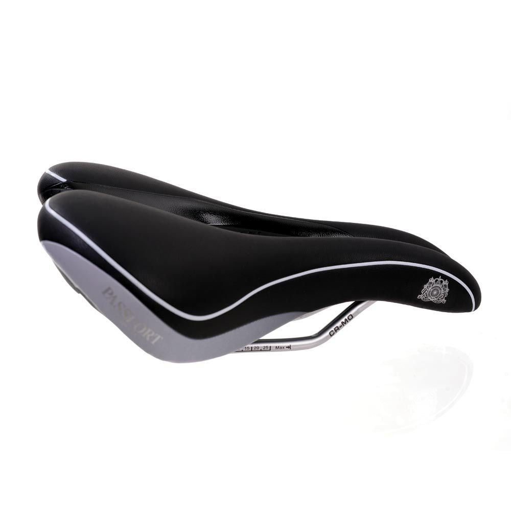 Passport Hostess Saddle